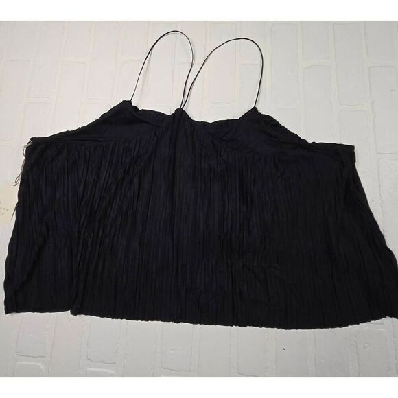 A new day Black Plisse Top 3X - Picture 2 of 3